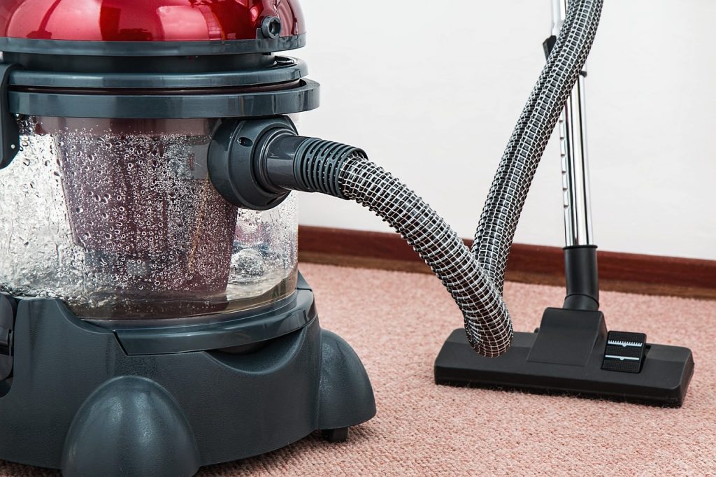 vacuum-cleaner-carpet-cleaner-housework-657719 vacuum cleaner, carpet cleaner, housework-657719.jpg